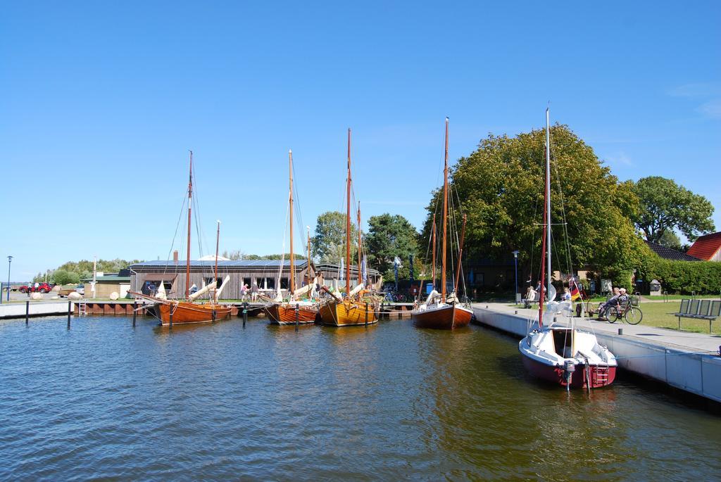 Ferienwohnung Neuendorf Neuendorf  Buitenkant foto